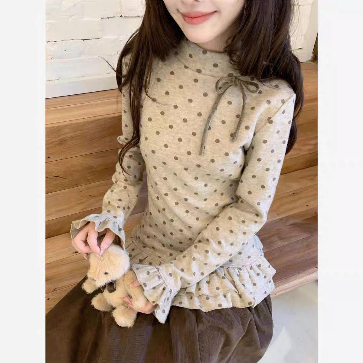 

Women s Ballet-Style Polka Dot T-shirt with Bow & Lace Hem, Long Sleeve - Spring 2026 Arrival. M [High Quality]