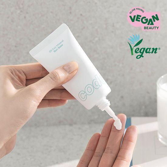 Codeglocolor Oil Cut Weapon-Free Sun Base