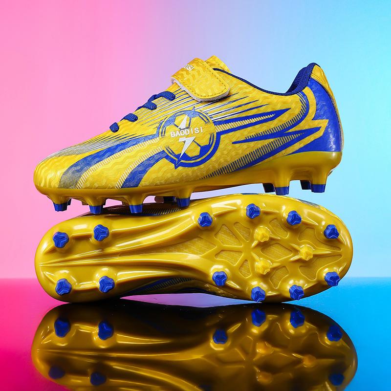 New Kids Professional Football Boots FG Match Grass Soccer Shoes Training Shoes Ultralight Cleats Boys Non-Slip