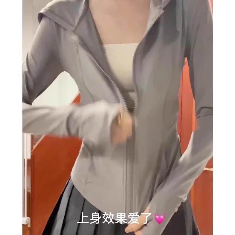 Black long-sleeved sunscreen clothes women's summer 1011 new outdoor breathable ice silk sunscreen clothes slim cardigan jacket thin