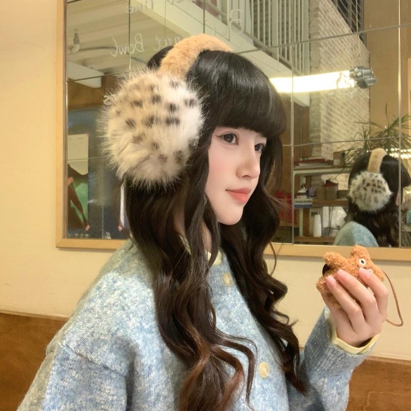Leopard print plush earmuffs, women's winter furry ear bags, earmuffs, antifreeze and cold protection for cycling, and ear warm ear covers.
