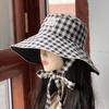 Casual bucket hat women can wear double-sided plaid versatile big eaves show face small sunshade sunscreen hat fashion basin hat