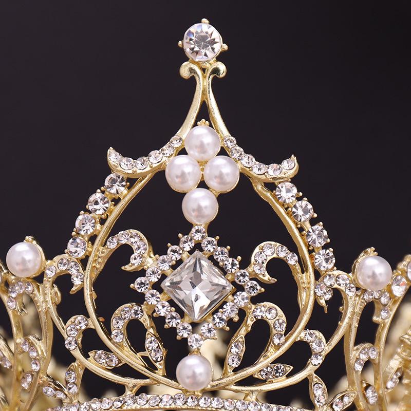 Baroque Princess Bridal Headdress: Square Diamond Crown and Wedding Dress Accessory