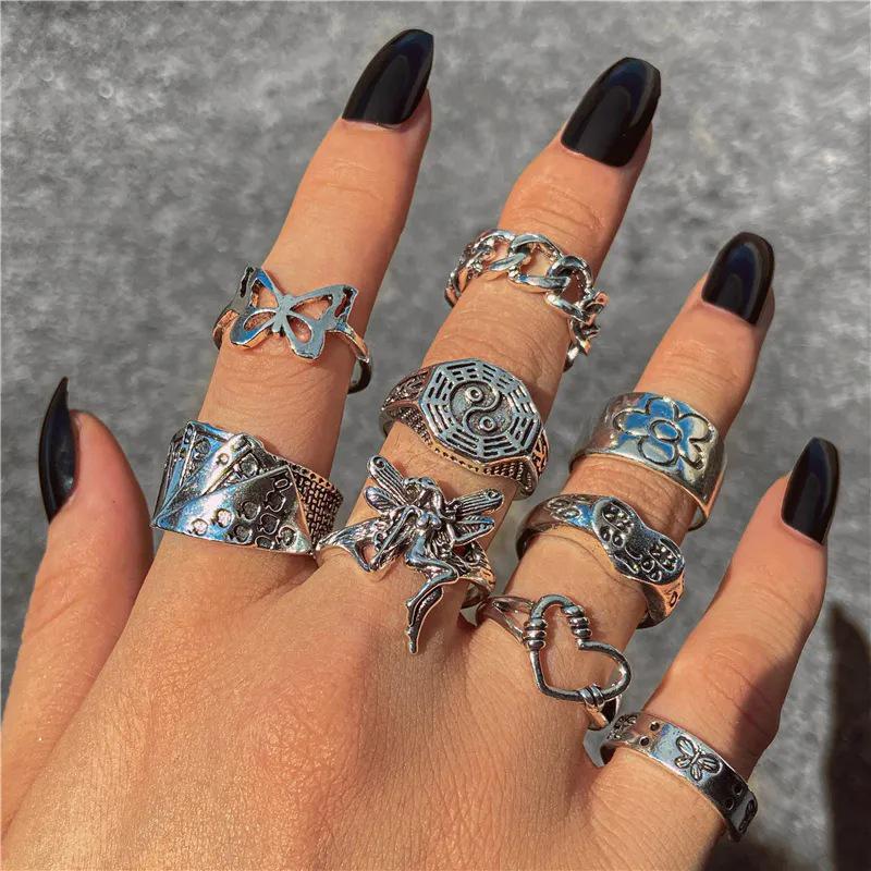Vintage Hollow Butterfly Heart Ring Set for Women