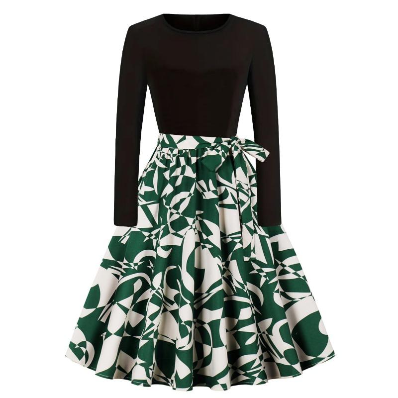 Autumn and Winter New Retro Women's Clothing Round Neck Long-sleeved Black Spelling Print Pendulum Dress