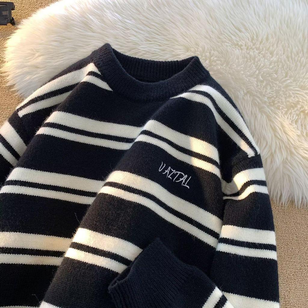 Unisex Retro Striped Soft Sweater: Warm, Cozy Knitwear for Autumn/Winter