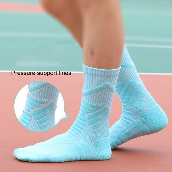 Basketball Socks for Men Boys Cotton Athletic Cushioned Crew Socks Breathable Performance Socks for Sports Running
