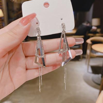 2025 Hot Sale Fashion Long Triangle Tassel Earrings for Woman Vintage Earring Trend Classic Party Wedding Pendant Jewelry Gift