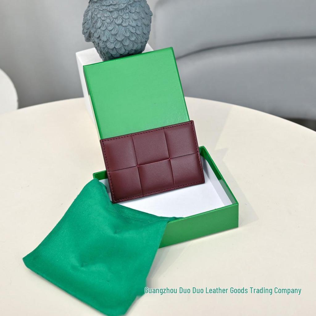 Premium Ultra-Thin Minimalist Leather Card Holder Sleeve for Men and Women