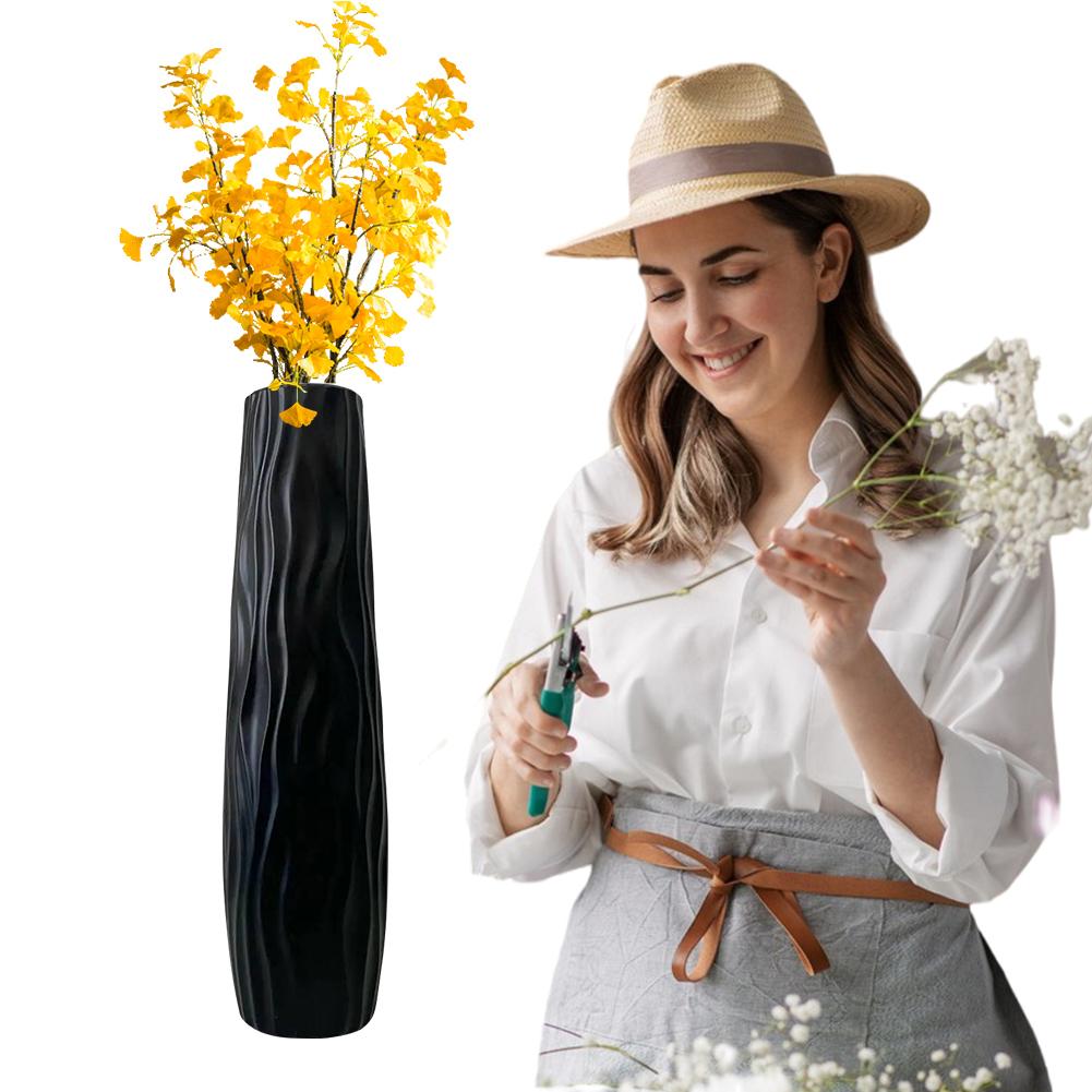 Textured Floor Standing Vase Exquisite Line Design Vase Flower Vase for Home Living Room