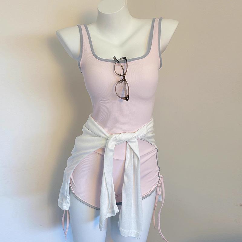 Contrasting color design yoga suit two-piece set women's chest pad vest drawstring shorts Pilates training set