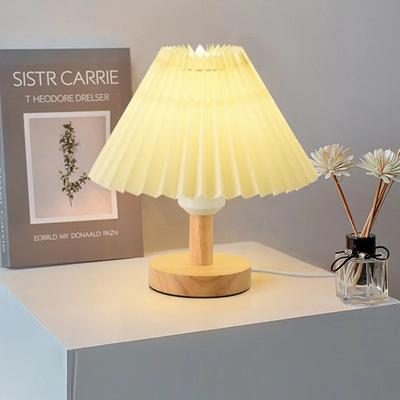 Light Luxury Household Bedhead LED Table Lamp Nordic Modern Simple Creative Decoration Solid Wood Study Reading Lamp Room Decor