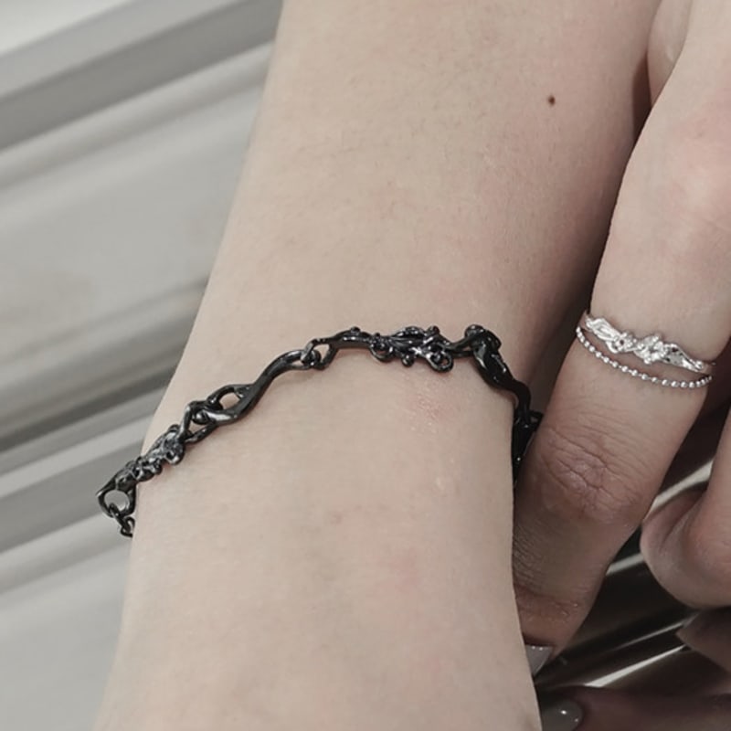 Tomorrowobject Breeze In the Frame. Bracelet 01