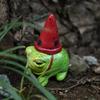 652F Charm Frogs Figurine with Party Hat Unique Resin Art Statue Scuplture For Gifting
