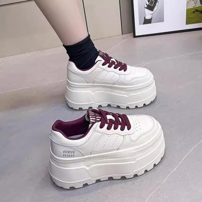 Sapatos de mulher – Ténis
