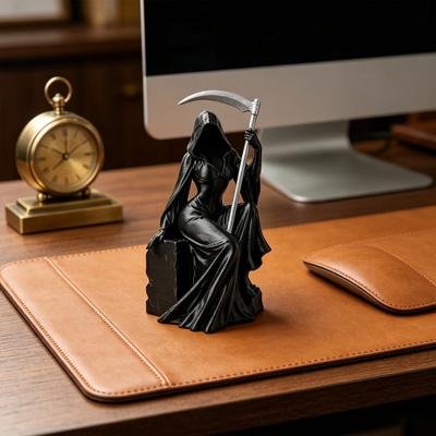 Döden-figur med lie 3D-printad Mystisk kvinnlig Döden-staty Gotisk Spöklik Skulptur för Bokhylla Skrivbordsdekor