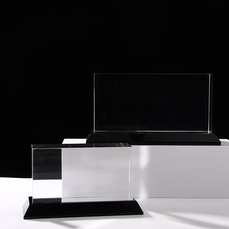 Shun an Liandun Crystal Commemorative Award