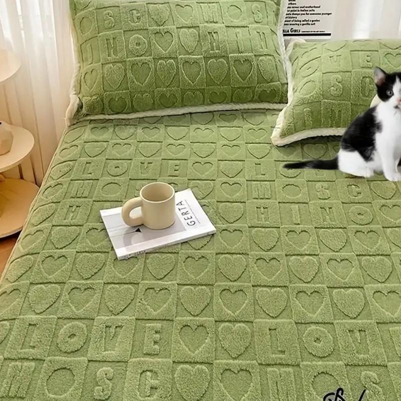 New Luxury Winter Fitted Sheet with Extra Fluff, Bed Cover Protector, Full Wrap Fitted Sheet, Non-Slip Grip, Comfort, Thick & Soft, Machine Washable