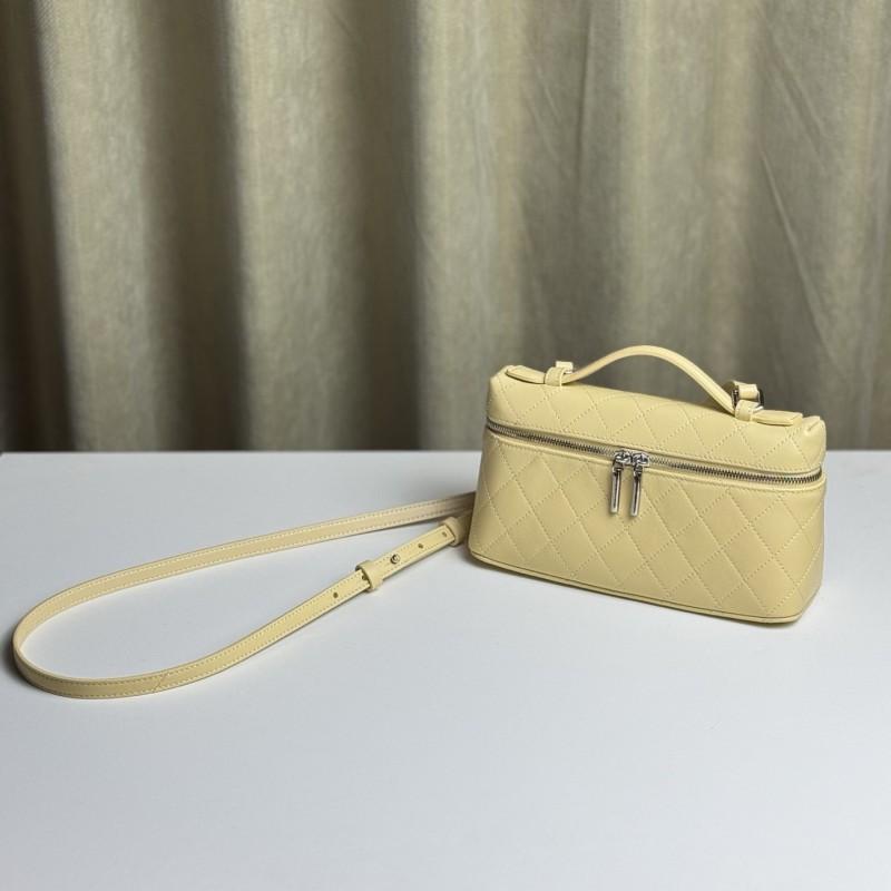 

Новая ромбовидная сумка-ланчбокс 2025 года Мягкая Деликатная Можно носить через плечо 20x7x11cm жёлтый