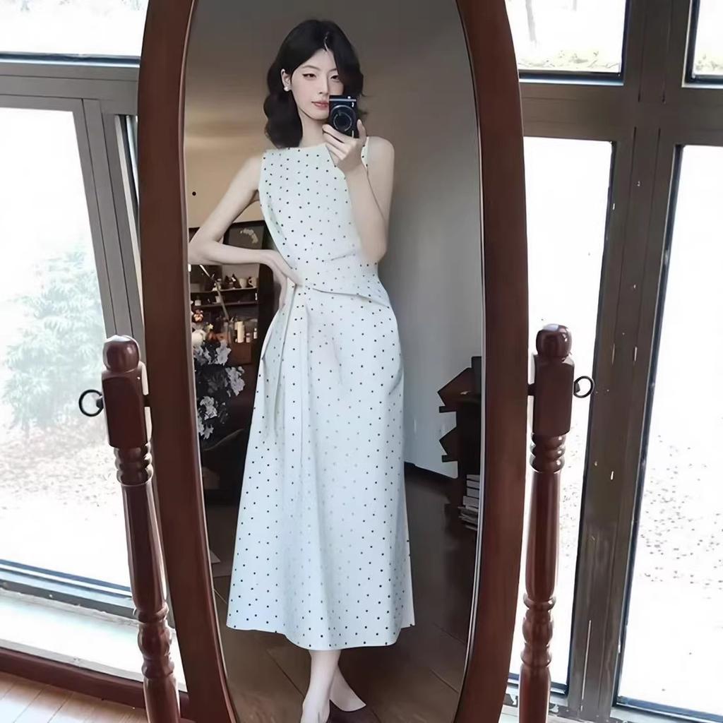 White Polka Dot Dress Women's New Model Is Very Good-looking, Beautiful In Summer, Beautiful In French Waist, Early Summer Temperament