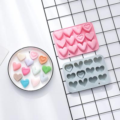 Kuchenform mit 12 Mulden, hitzebeständig, antihaftbeschichtet, gute Zähigkeit, schnell zu entformen, 6 Herzformen, lebensmittelechte Fondantform, Küchenhelfer