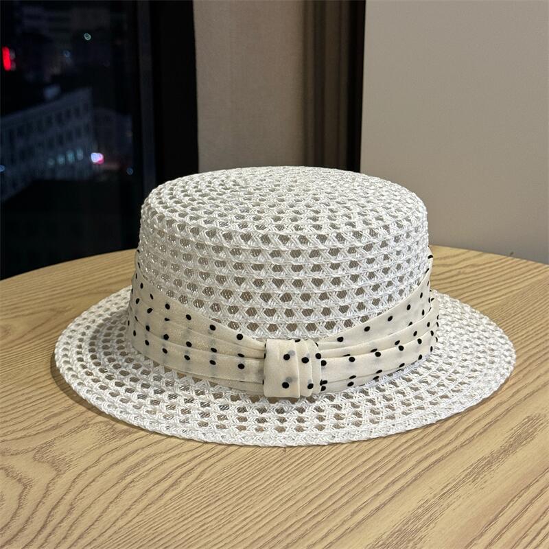 Temperament Polka Dot Flat Top Straw Hat Women's Summer Seaside Big Eaves Sunscreen Sun Hat Advanced Straw Hat