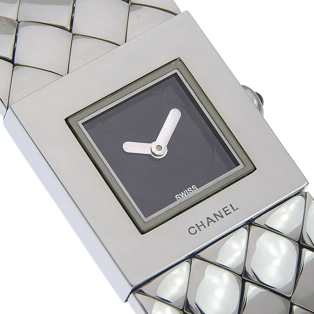 Chanel Matelasse Watches H0009 Silver blackDial Stainless Steel Quartz Analog Display Women Used