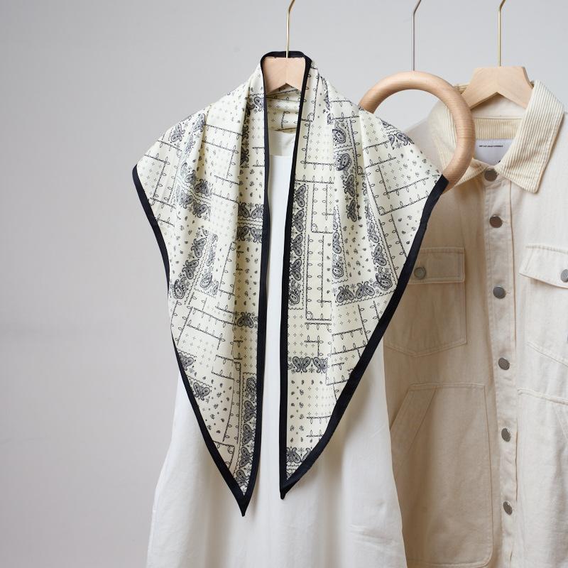 Summer Atmosphere Wearing Headscarf Twill Silk Simulation Silk Cool Diagonal Scarf Cashew Print Women's Triangle Silk Scarf