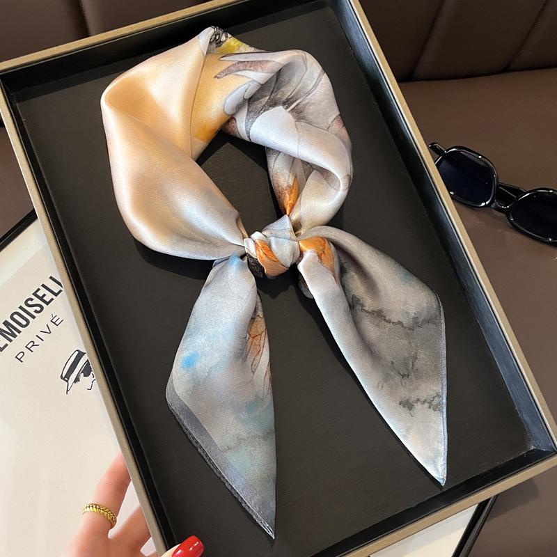 Blue Cherry Blossom Chessboard Mulberry Silk Scarf Female Simulation Silk Scarf Decorative Scarf Mom Shawl 70Cm Square Scarf
