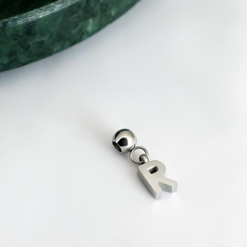 DIY Letter Necklace: 26 English Letter Pendant, Pull-Out Chain, Personalized Single Pendant Accessories