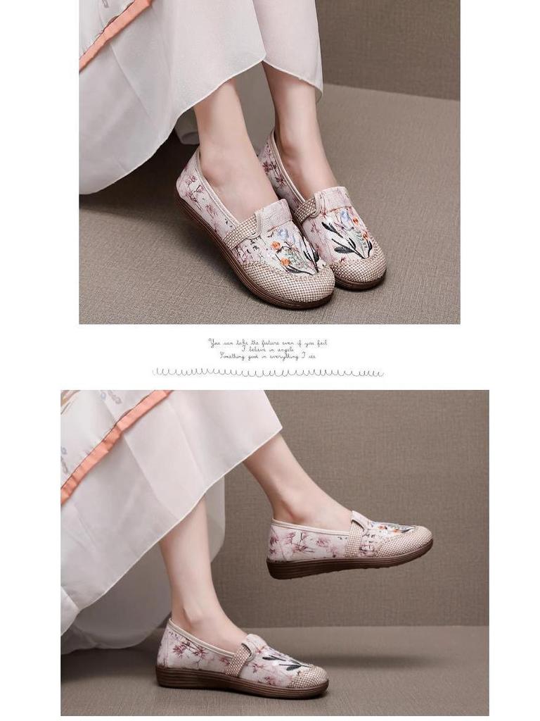 Autumn Retro Beijing Cloth Shoes - Comfortable Flat Bottom, National Style Mom Shoes