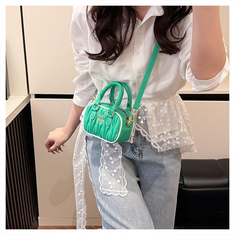 High-end new fashion bowling bag versatile women's portable messenger bag