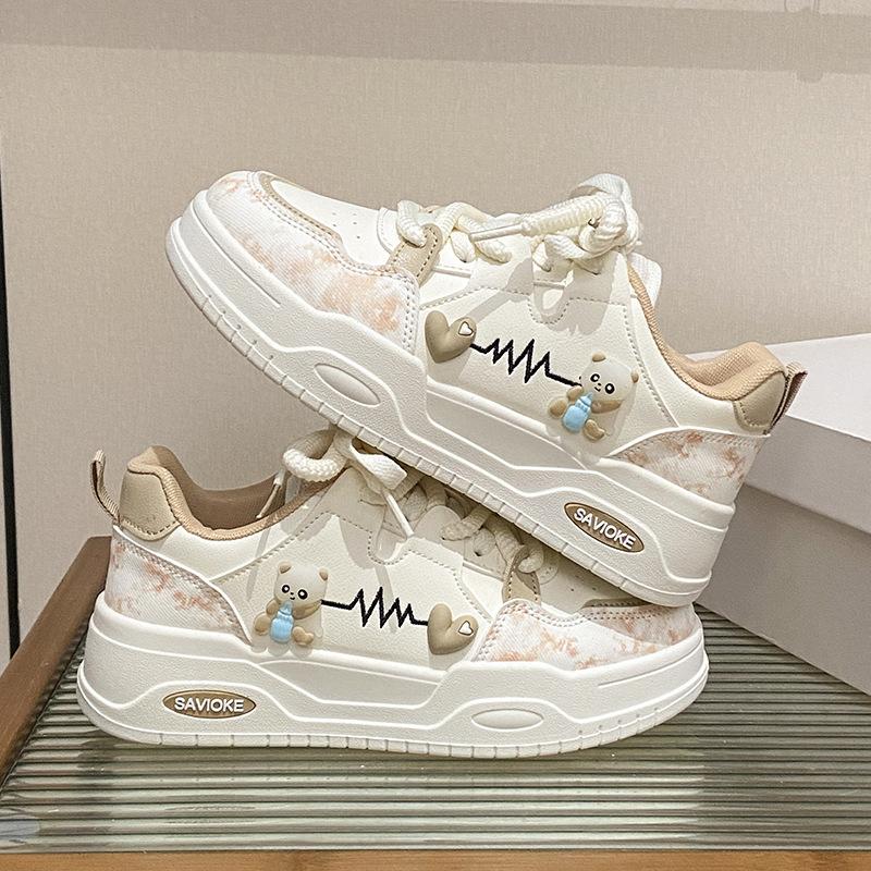 2025 little white shoes women's spring new Korean version ins female students leisure sports versatile board shoes street auction P308