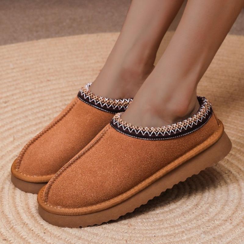 Mote Dame Snø Ankelstøvletter 2024 Nye Bomullssko Vinter Slip-on Komfortable Fortykket Luv Utendørs Varme Støvler Damesko for Kvinner