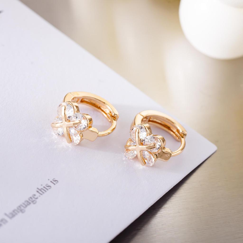 European and American Fashion Eight-Heart Eight-Arrow Zircon Clover Ear Clip Earrings for Women