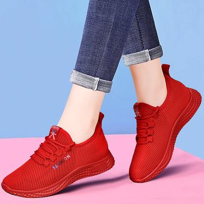 Baskets d'été pour femmes nouvelles chaussures polyvalentes pour femmes maille tissée respirante chaussures décontractées petites chaussures rouges chaussures de travail légères