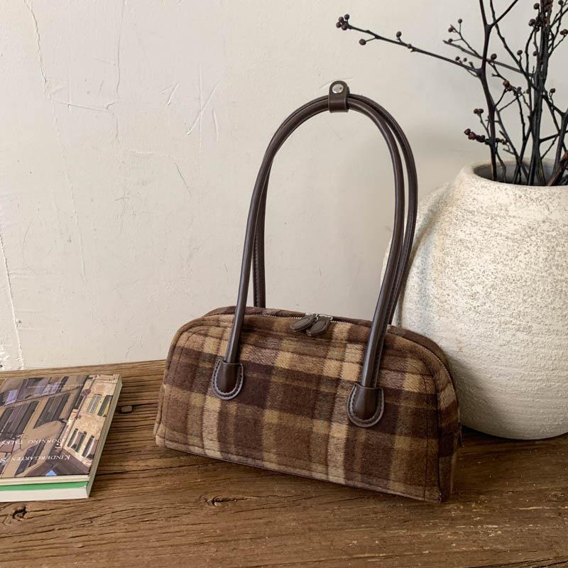 Bolsa de Ombro Único Xadrez de Lã para Mulheres 2026 Nova Coleção Outono e Inverno Nicho Luxo Leve Alta Qualidade Bolsa Feminina para o Dia a Dia