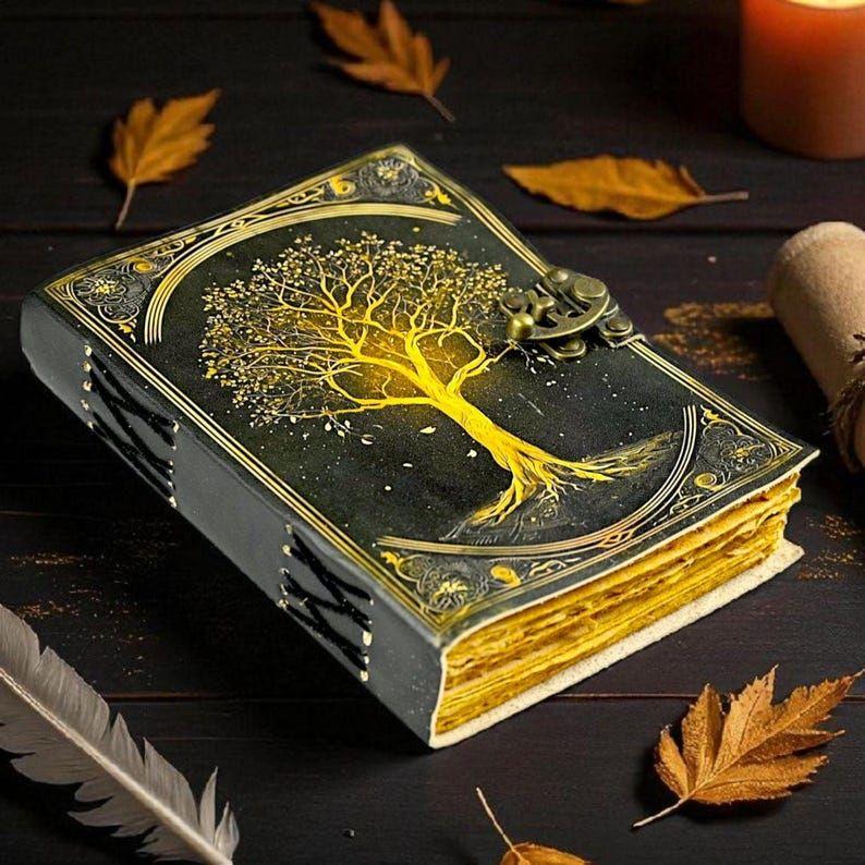 

Кожаный журнал-гримуар «Древо жизни»: Книга теней 7 x 5 in