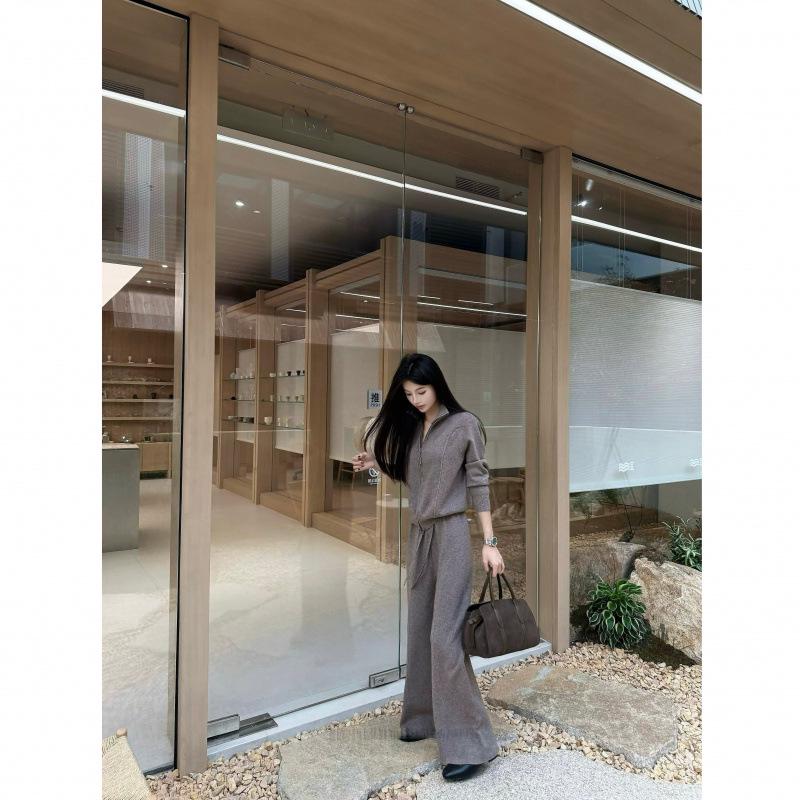7772 Retro Casual Two-Piece Set with Zipper Neckline - Stylish Autumn/Winter Fashion