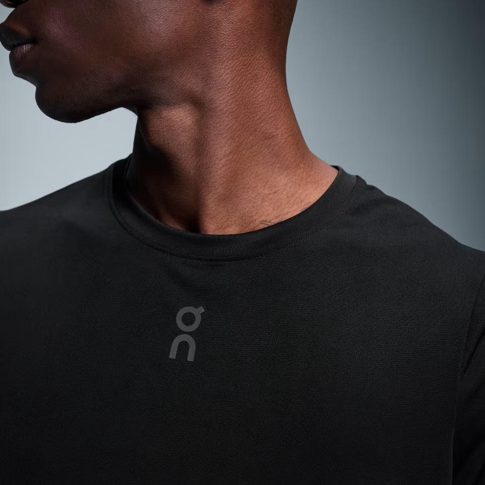 On Trail-T Atmungsaktives Fashi Schweißableitendes Kurzarm-T-Shirt Herren Tops Schwarz 1ME30070553