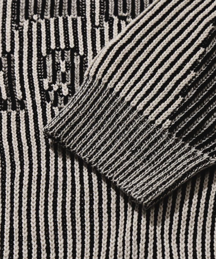 TRILLION Washable Two-Tone Crewneck Graphic Knit (Beige)