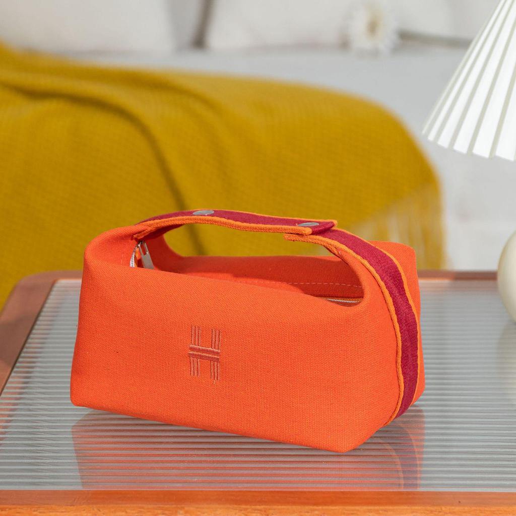 Premium Canvas Travel Makeup Bag - Large Capacity, Versatile, and Convenient for Toiletries & Storage