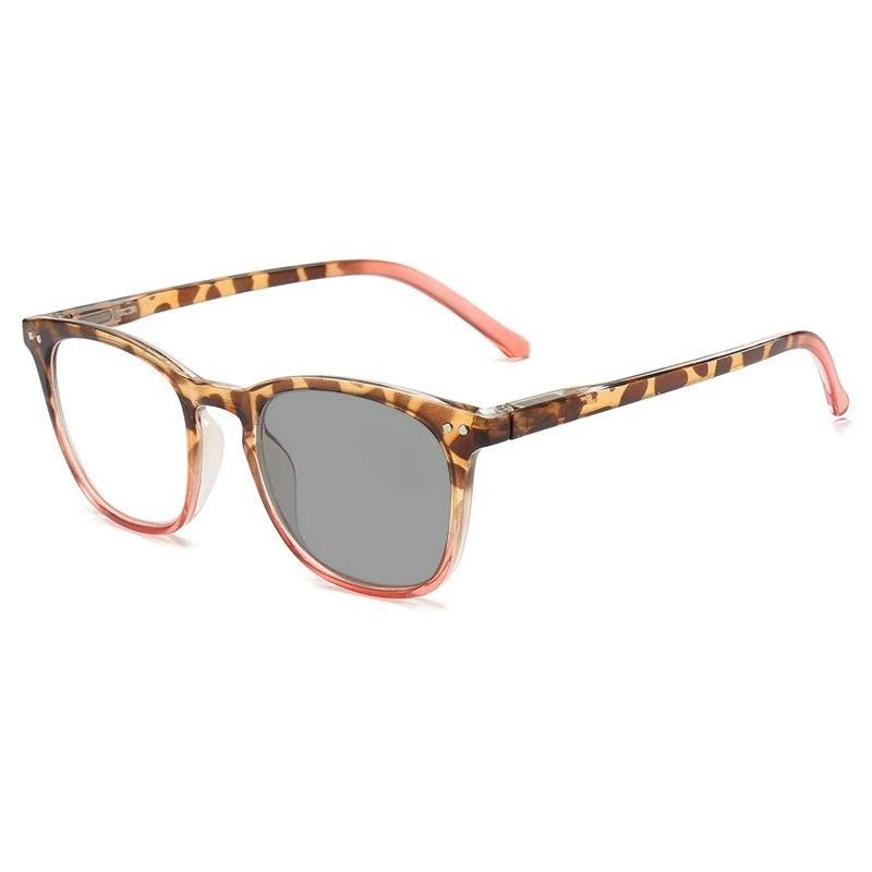 New Fashionable Photochromic Women's Reading Glasses Retro Neutral High-definition Tortoiseshell Frame Anti Blue Light Glasses