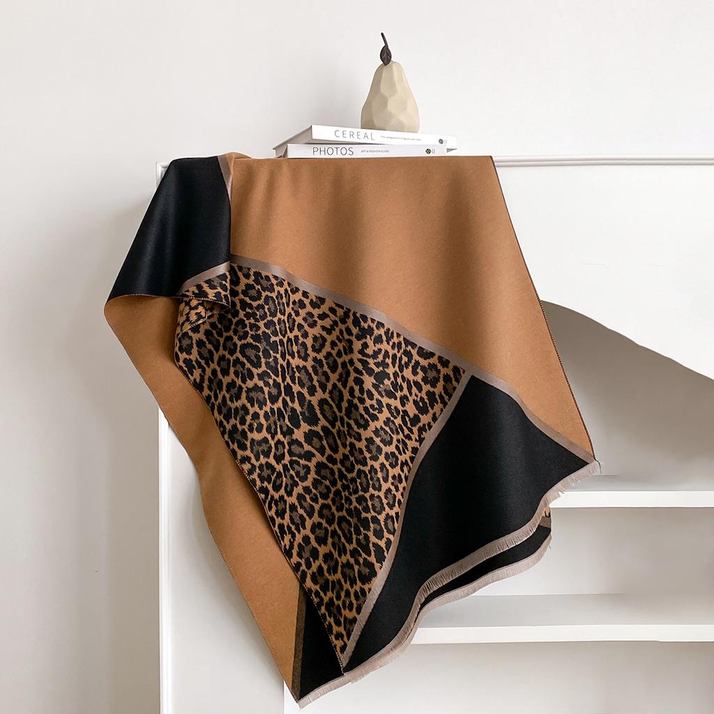 New Elegance Two-Sided Leopard Print Scarf Warm Fringe Pashmina Shawl Autumn and Winter Outdoor Coldproof Windproof Blanket
