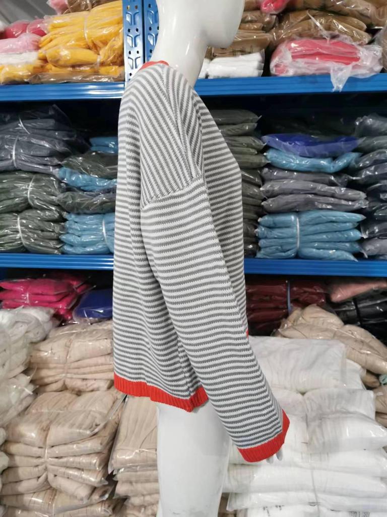 2026 Maglione a Blocchi di Colore a Righe con Spalle Cadenti e Maniche Lunghe