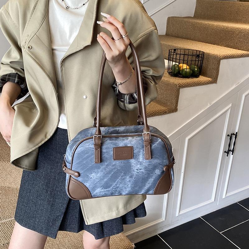 Stylish new commuter bag large capacity portable retro bowling armpit bag shoulder bag tide