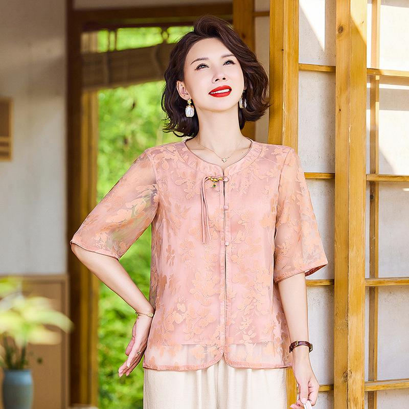 

Elegant Summer 2026 Round Neck Chiffon Blouse for Middle-Aged and Elderly Women - Long Sleeve, Belly-Covering Design 4XL (130-145 Jin) рожевий