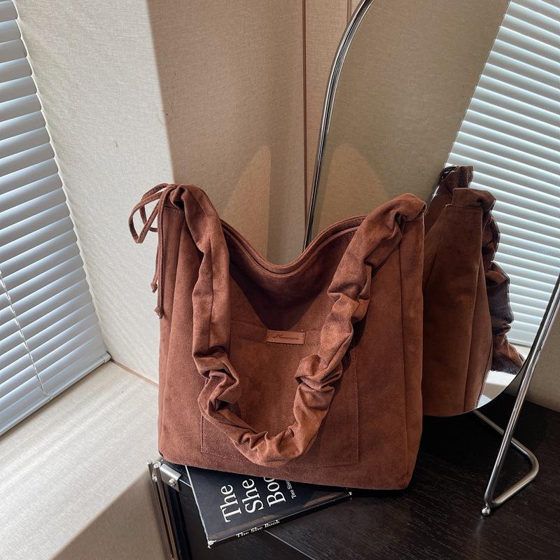 Casual Retro Bag Women's New Autumn and Winter Messenger Bag Commuter Large Capacity Shoulder Tote Bag