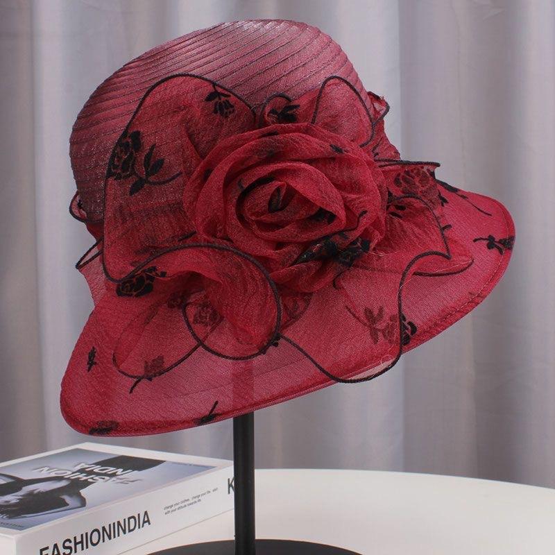 

Элегантная женская шляпа дерби в винтажном стиле с крупными цветами ручной работы и ветрозащитной сеткой - не растягивается, защищает от солнца, связана вручную
