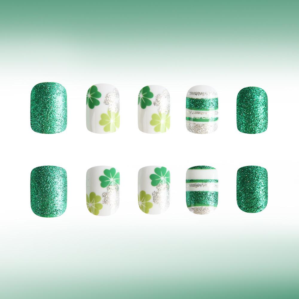 St. Patrick's Four-Leaf Clover Blinking Green Wearable Nails Set - 24 Detachable Pieces